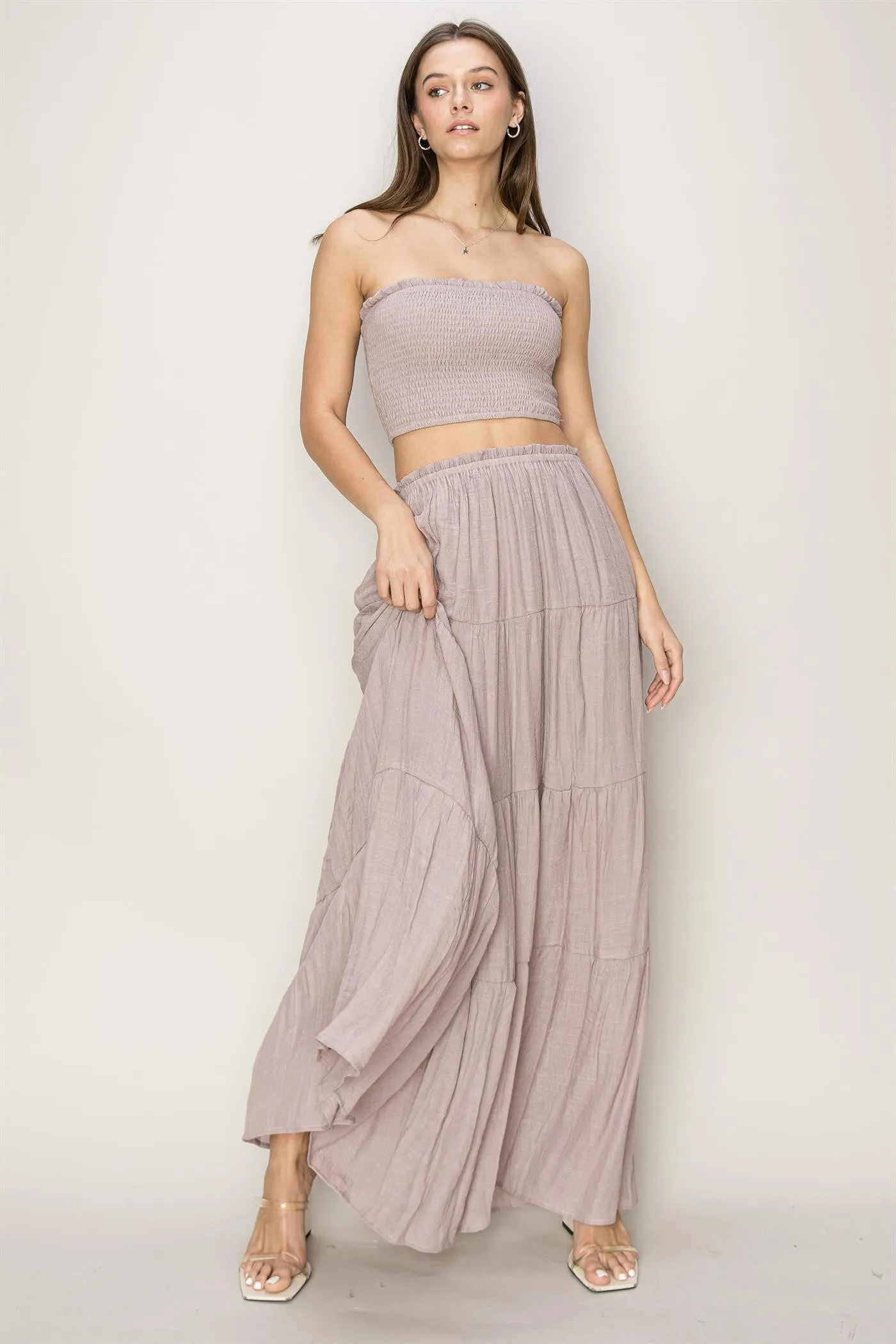 D.Mauve Tube Top And Tiered Maxi Skirt Set